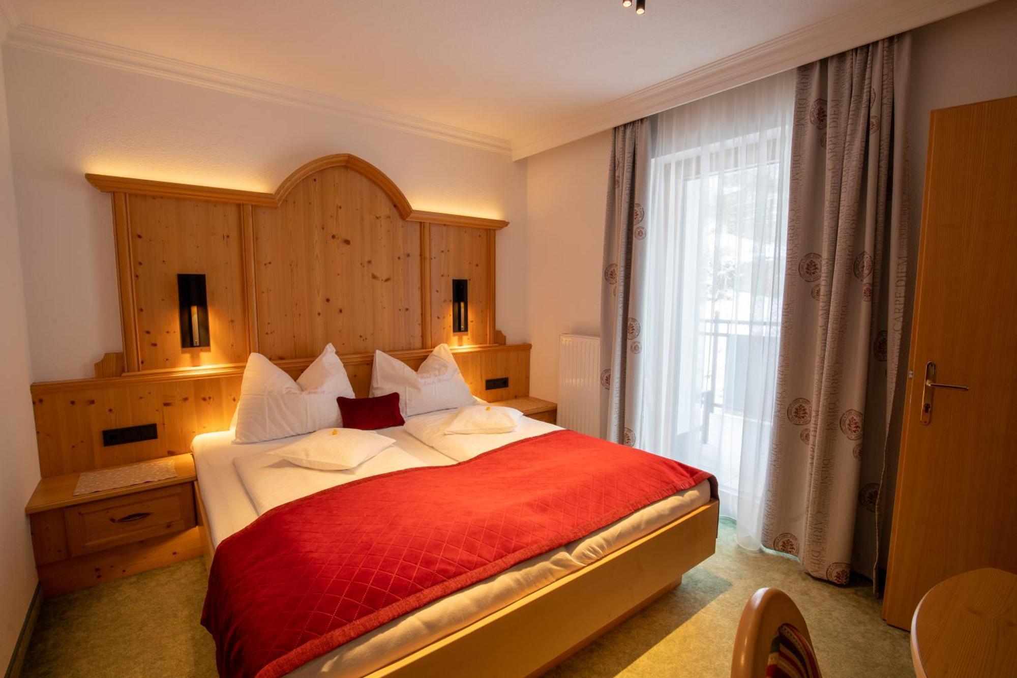 Hotel Garni Monte Bianco Ischgl Exterior photo